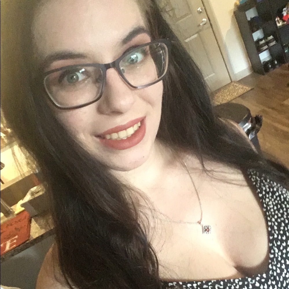 Meet your Posher, Gwyneth